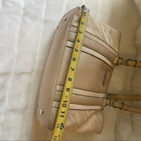 Dana  Buchman beige canvas and faux leather trims and accents shoulder bag. - Picture 5 of 14
